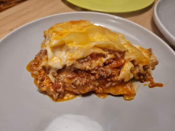 Slow Cooker Lasagna Recipe - Techaaly